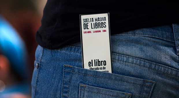 Suelta masiva de libros