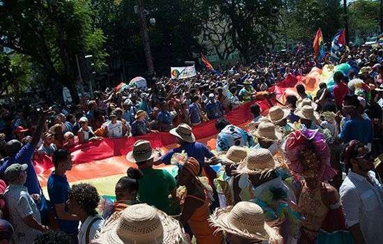 Desfile, calle 23/Foto: Roberto Ruiz